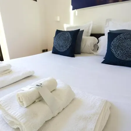 Dimora Donna Vittoria Apartman *